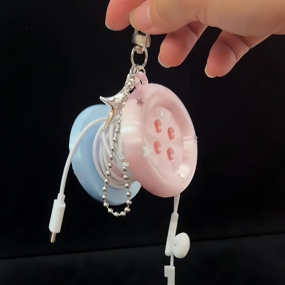 Cable Winder Keychain - 携帯用のかわいいボタン型ケーブルオーガナイザー、キーホルダー、イヤホンコード巻き取りホルダー、バッグペンダント、女の子へのプレゼント